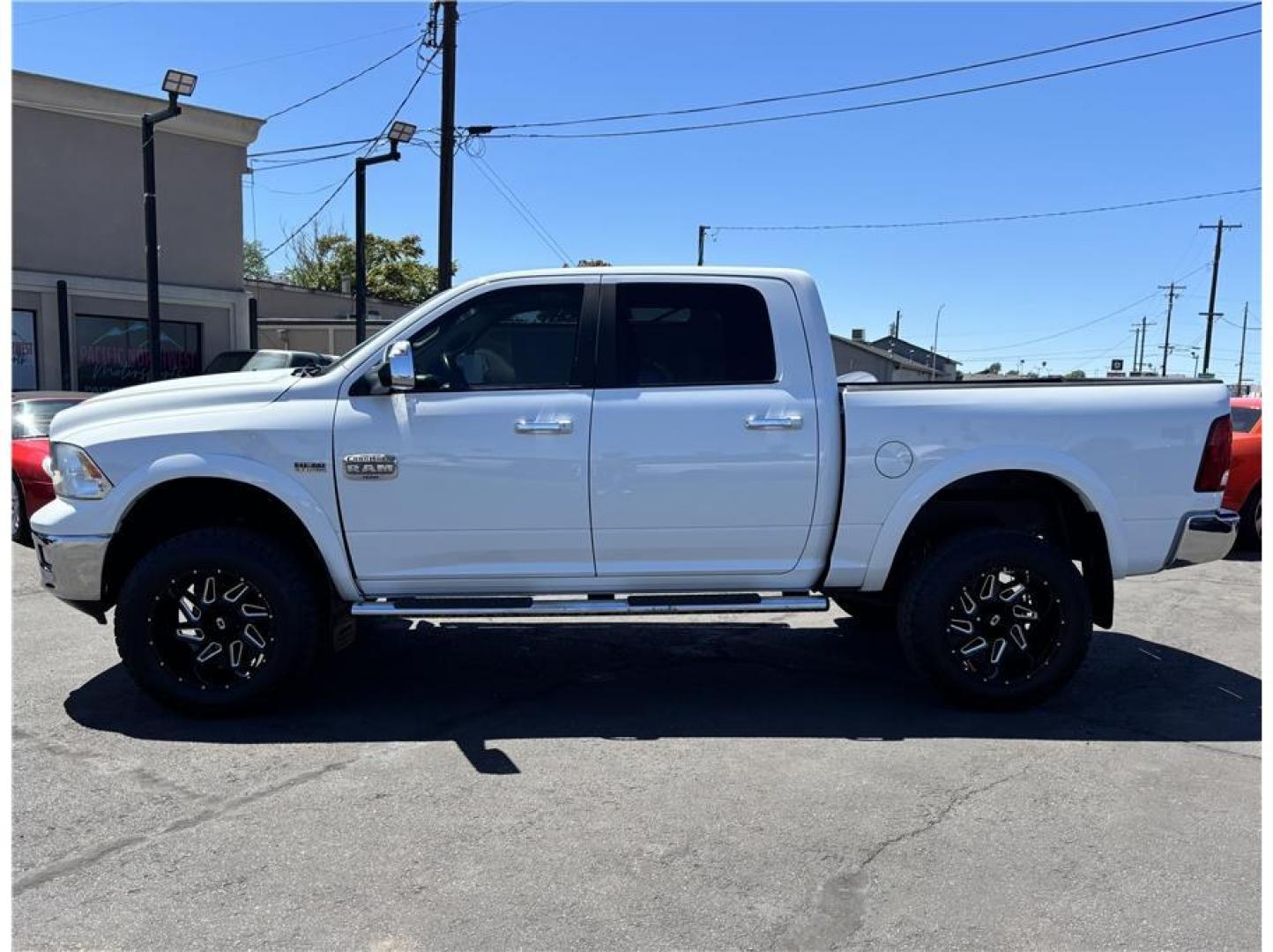 2012 White /No Color Ram 1500 Crew Cab (1C6RD7PT3CS) with an V8, HEMI, 5.7 Liter engine, Automatic, 6-Spd transmission, located at 607 W Columbia Drive, Kennewick, WA, 99336, (509) 987-1069, 46.216743, -119.126404- Photo#8
