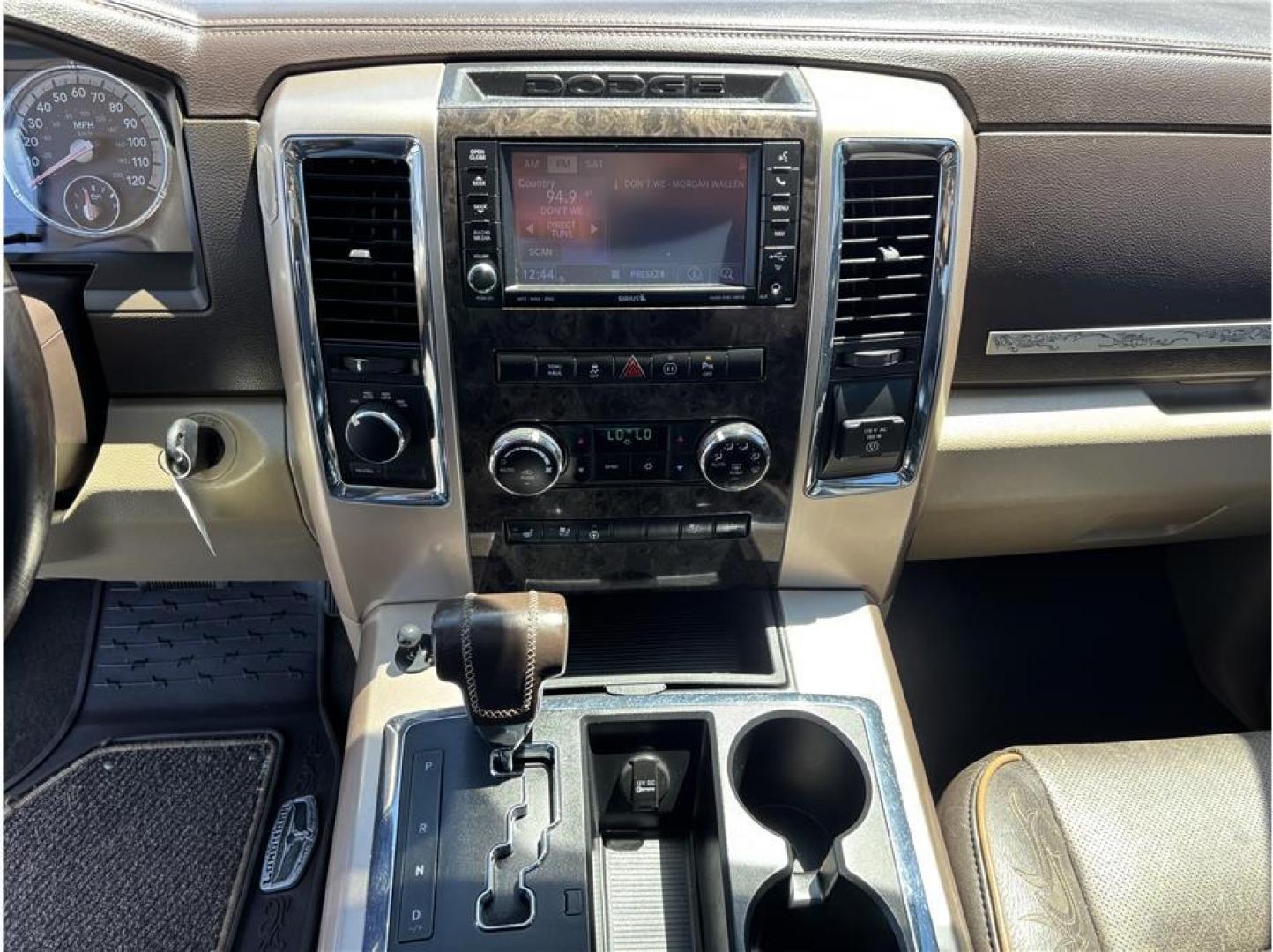 2012 White /No Color Ram 1500 Crew Cab (1C6RD7PT3CS) with an V8, HEMI, 5.7 Liter engine, Automatic, 6-Spd transmission, located at 607 W Columbia Drive, Kennewick, WA, 99336, (509) 987-1069, 46.216743, -119.126404- Photo#13