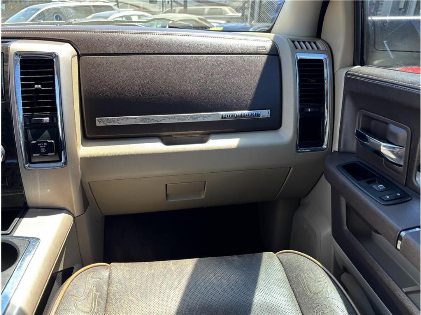 2012 White /No Color Ram 1500 Crew Cab (1C6RD7PT3CS) with an V8, HEMI, 5.7 Liter engine, Automatic, 6-Spd transmission, located at 607 W Columbia Drive, Kennewick, WA, 99336, (509) 987-1069, 46.216743, -119.126404- Photo#14