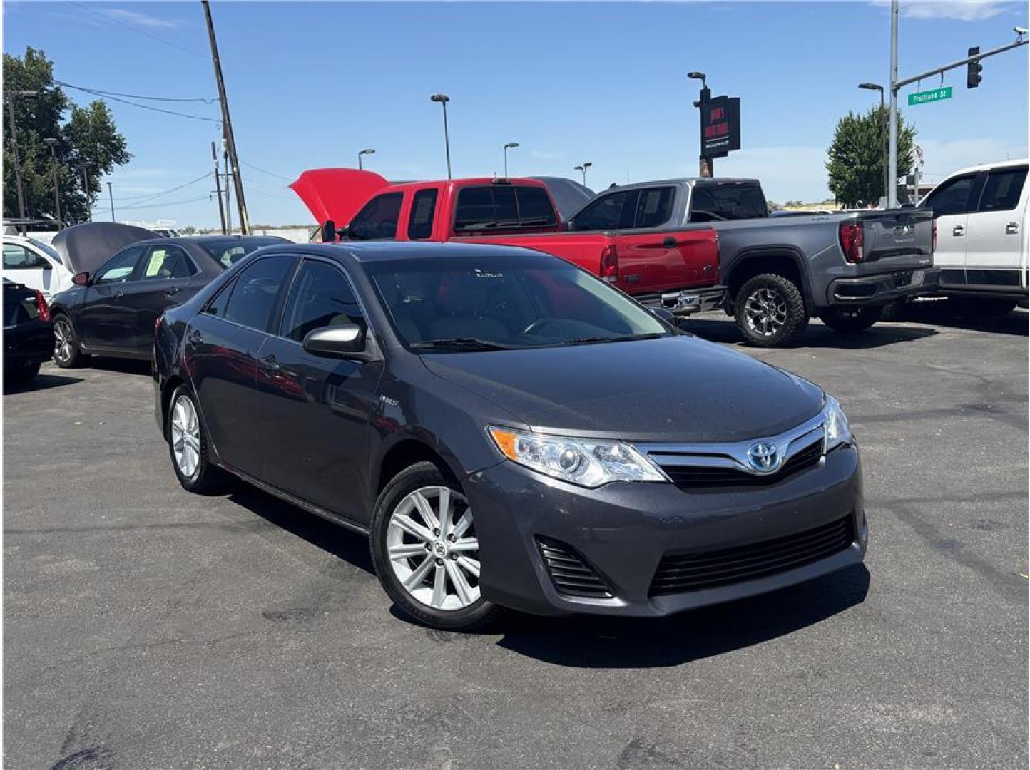 2012 Gray /No Color Toyota Camry (4T1BD1FK4CU) with an 4-Cyl, Hybrid, 2.5 Liter engine, Automatic, CVT transmission, located at 607 W Columbia Drive, Kennewick, WA, 99336, (509) 987-1069, 46.216743, -119.126404- Photo#2