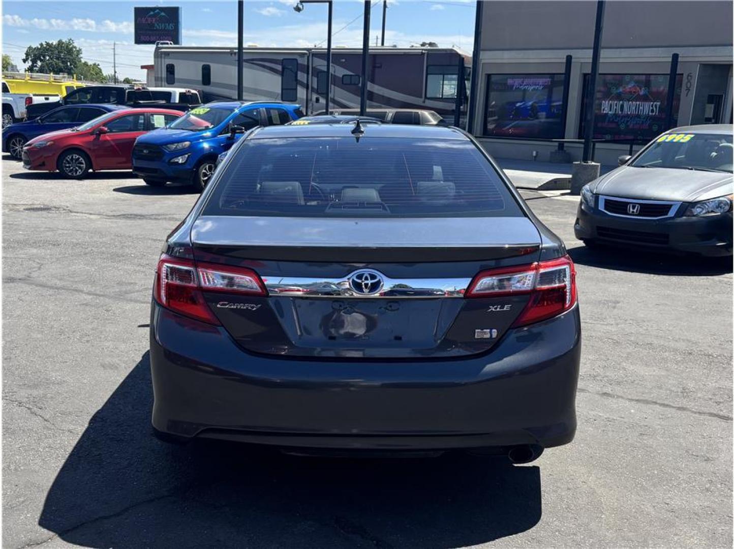 2012 Gray /No Color Toyota Camry (4T1BD1FK4CU) with an 4-Cyl, Hybrid, 2.5 Liter engine, Automatic, CVT transmission, located at 607 W Columbia Drive, Kennewick, WA, 99336, (509) 987-1069, 46.216743, -119.126404- Photo#5