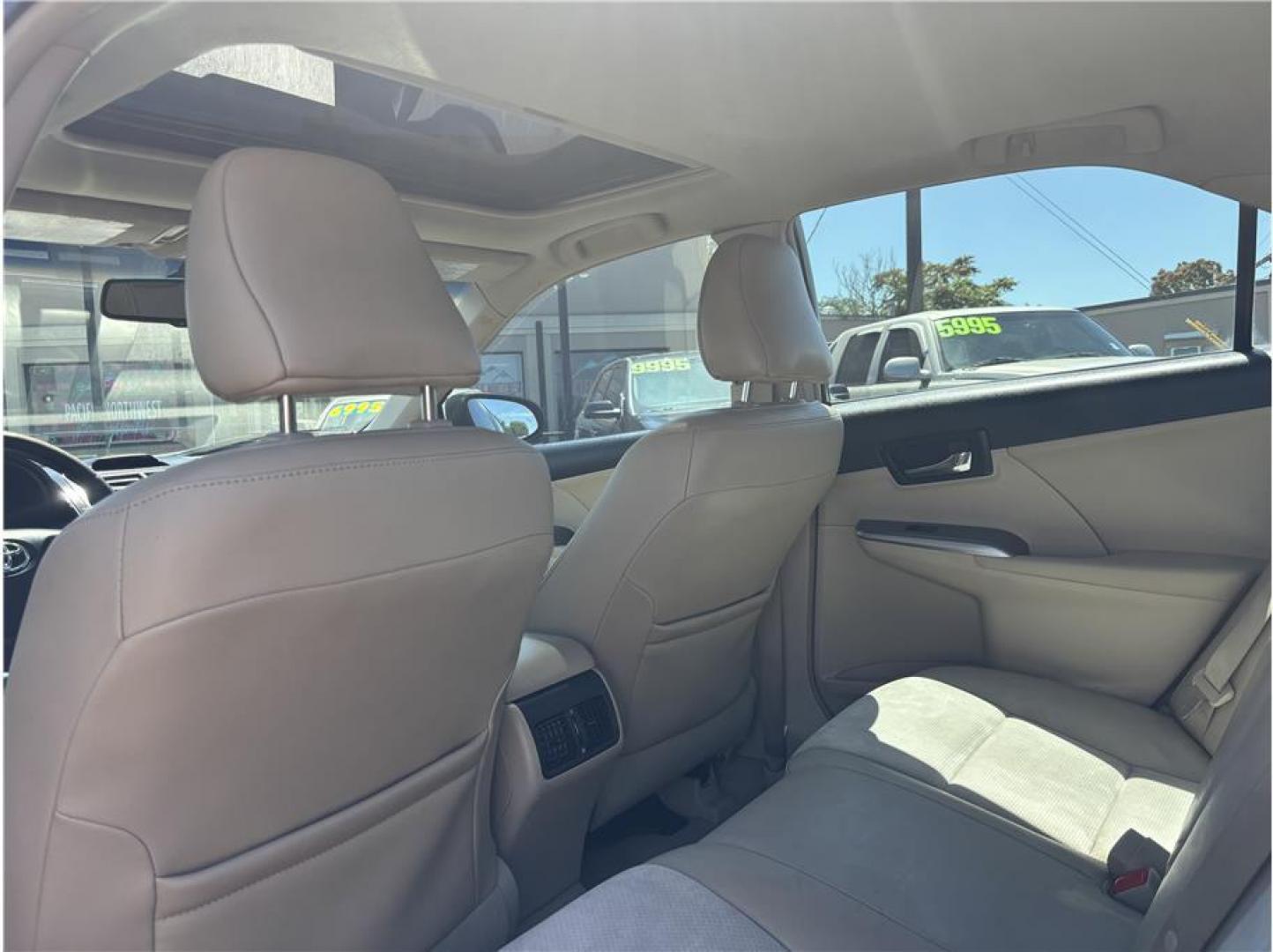 2012 Gray /No Color Toyota Camry (4T1BD1FK4CU) with an 4-Cyl, Hybrid, 2.5 Liter engine, Automatic, CVT transmission, located at 607 W Columbia Drive, Kennewick, WA, 99336, (509) 987-1069, 46.216743, -119.126404- Photo#13