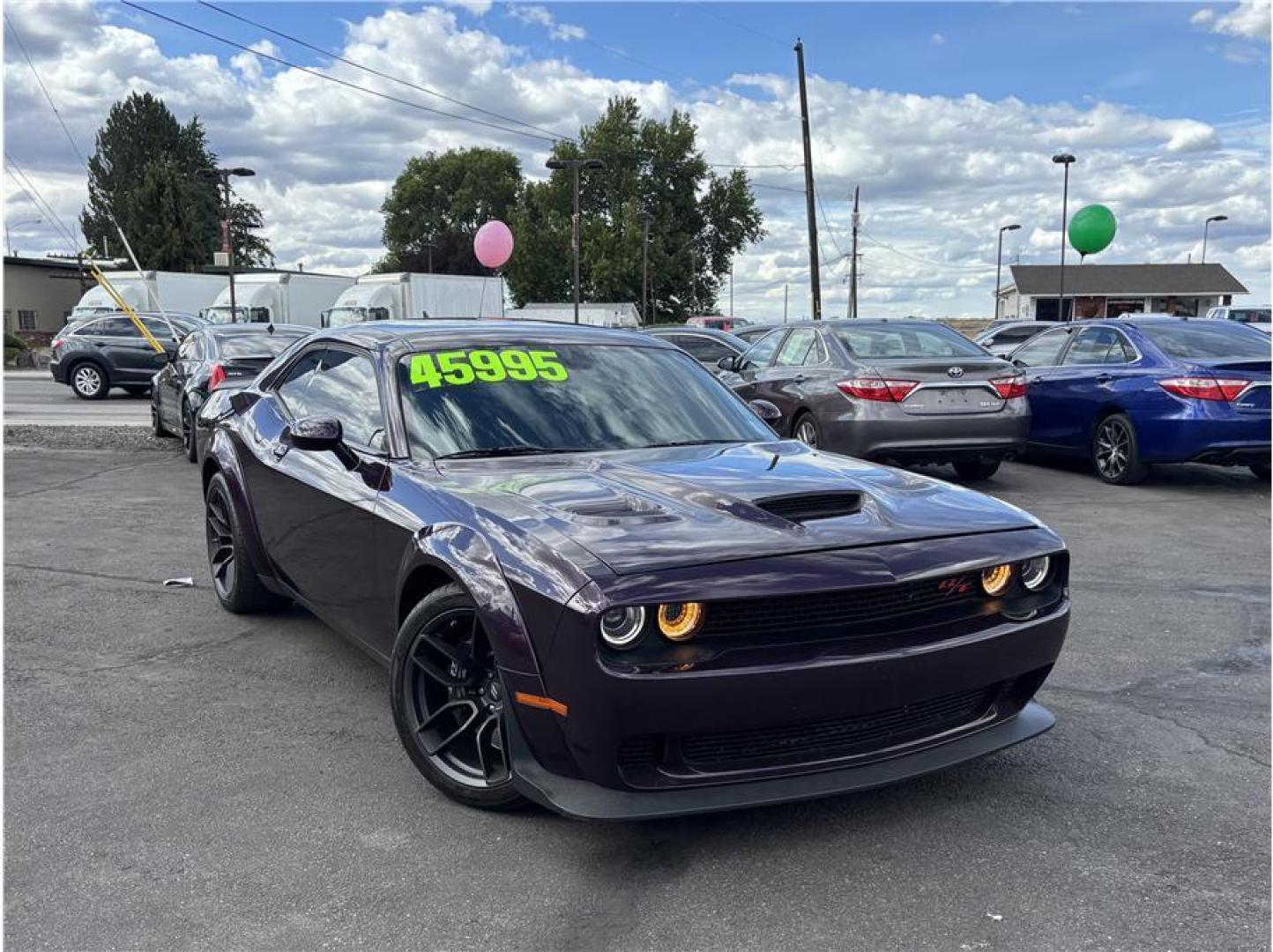 2022 Purple /No Color Dodge Challenger (2C3CDZFJ6NH) with an V8, HEMI, MDS, 6.4 Liter engine, Automatic, 8-Spd transmission, located at 607 W Columbia Drive, Kennewick, WA, 99336, (509) 987-1069, 46.216743, -119.126404- Photo#2