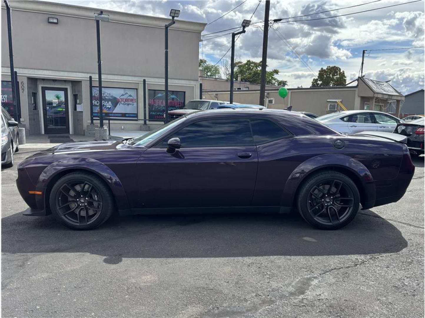 2022 Purple /No Color Dodge Challenger (2C3CDZFJ6NH) with an V8, HEMI, MDS, 6.4 Liter engine, Automatic, 8-Spd transmission, located at 607 W Columbia Drive, Kennewick, WA, 99336, (509) 987-1069, 46.216743, -119.126404- Photo#7
