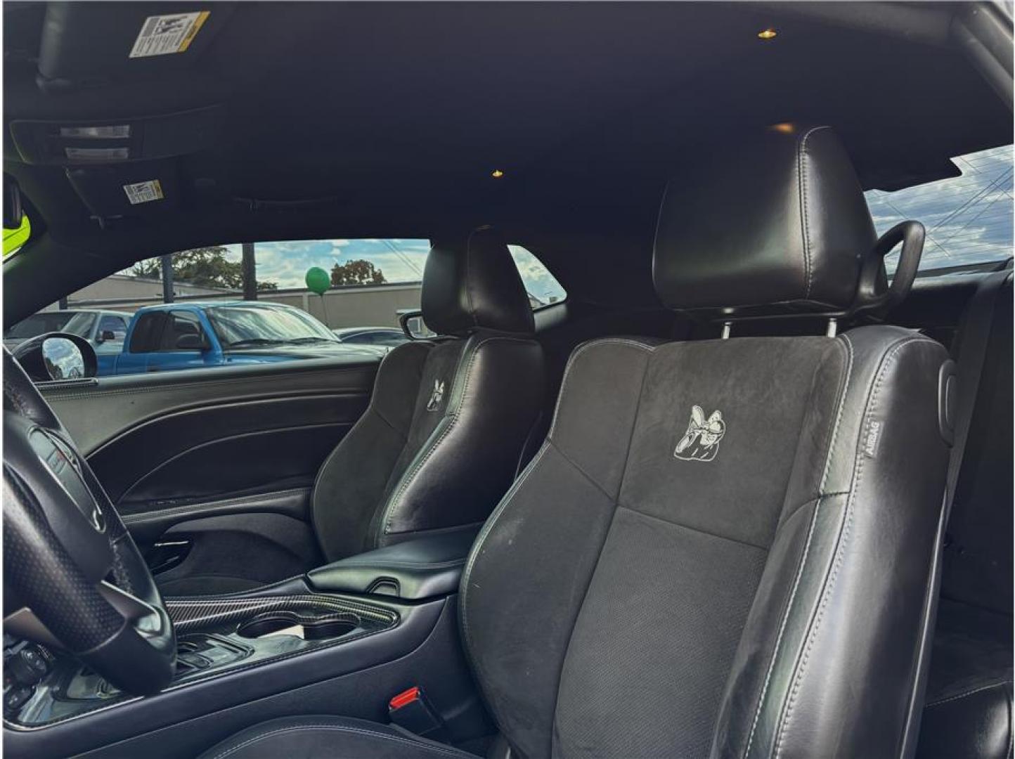 2022 Purple /No Color Dodge Challenger (2C3CDZFJ6NH) with an V8, HEMI, MDS, 6.4 Liter engine, Automatic, 8-Spd transmission, located at 607 W Columbia Drive, Kennewick, WA, 99336, (509) 987-1069, 46.216743, -119.126404- Photo#10
