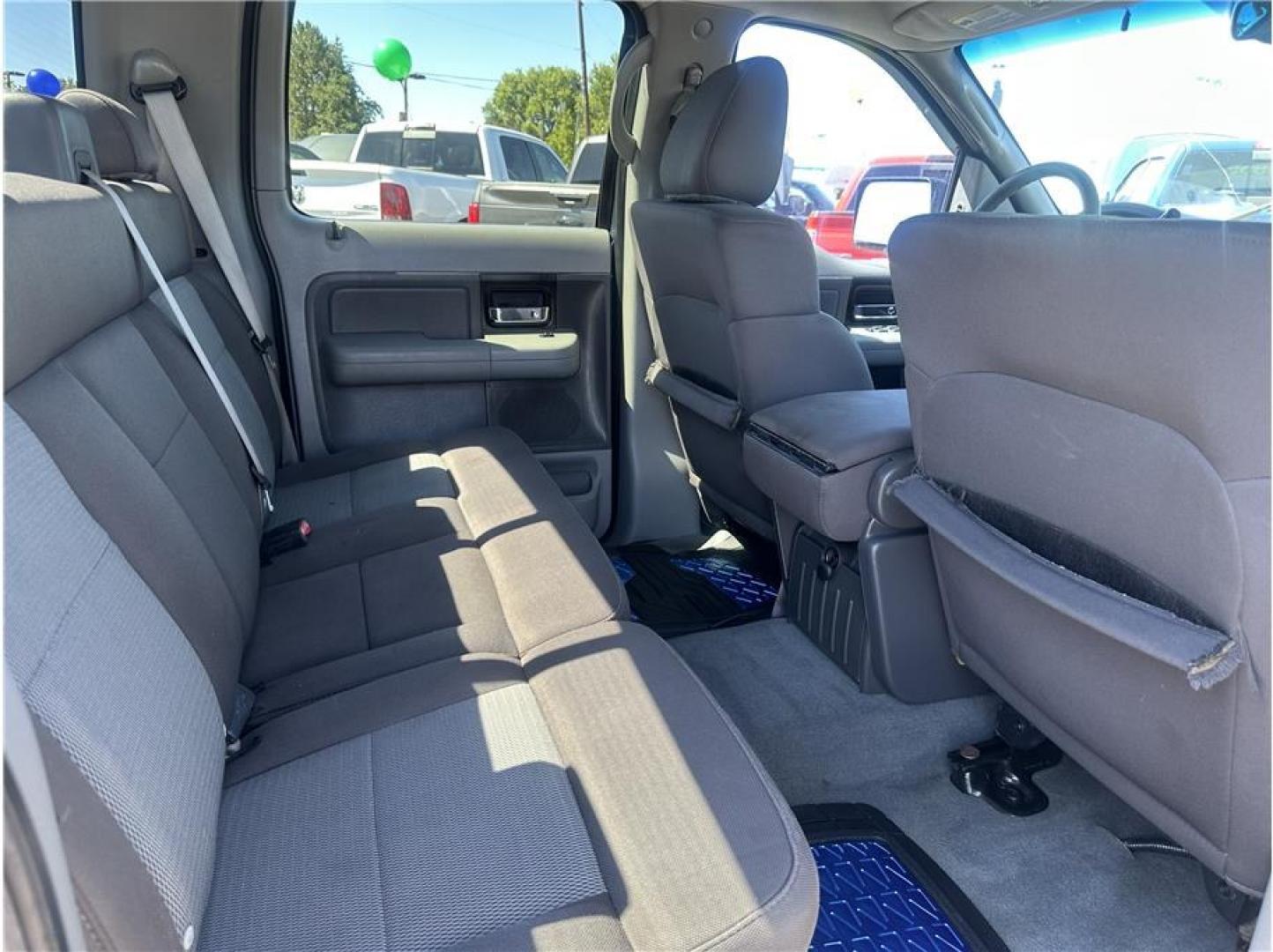2005 No Color /No Color Ford F150 SuperCrew Cab (1FTPW14565F) with an V8, 5.4 Liter engine, Automatic transmission, located at 607 W Columbia Drive, Kennewick, WA, 99336, (509) 987-1069, 46.216743, -119.126404- Photo#15