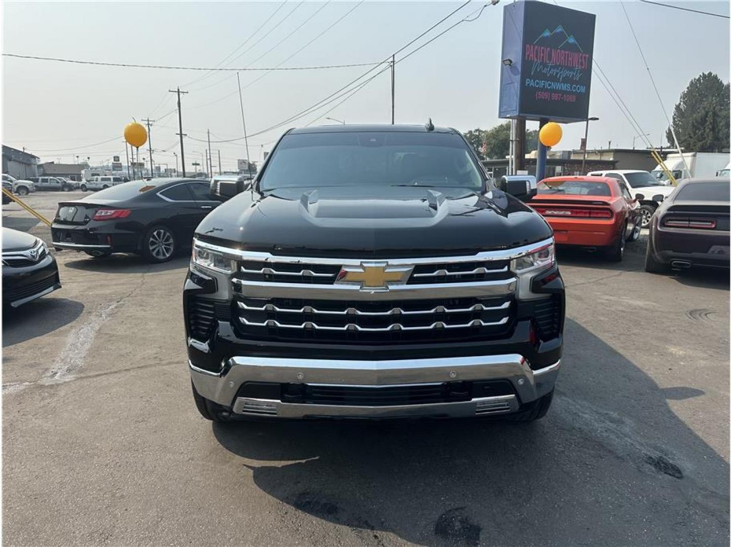 2024 Black /No Color Chevrolet Silverado 1500 Crew Cab (2GCUDGED9R1) with an V8, EcoTec3, DFM, 5.3 Liter engine, Automatic, 10-Spd w/Overdrive transmission, located at 607 W Columbia Drive, Kennewick, WA, 99336, (509) 987-1069, 46.216743, -119.126404- Photo#1
