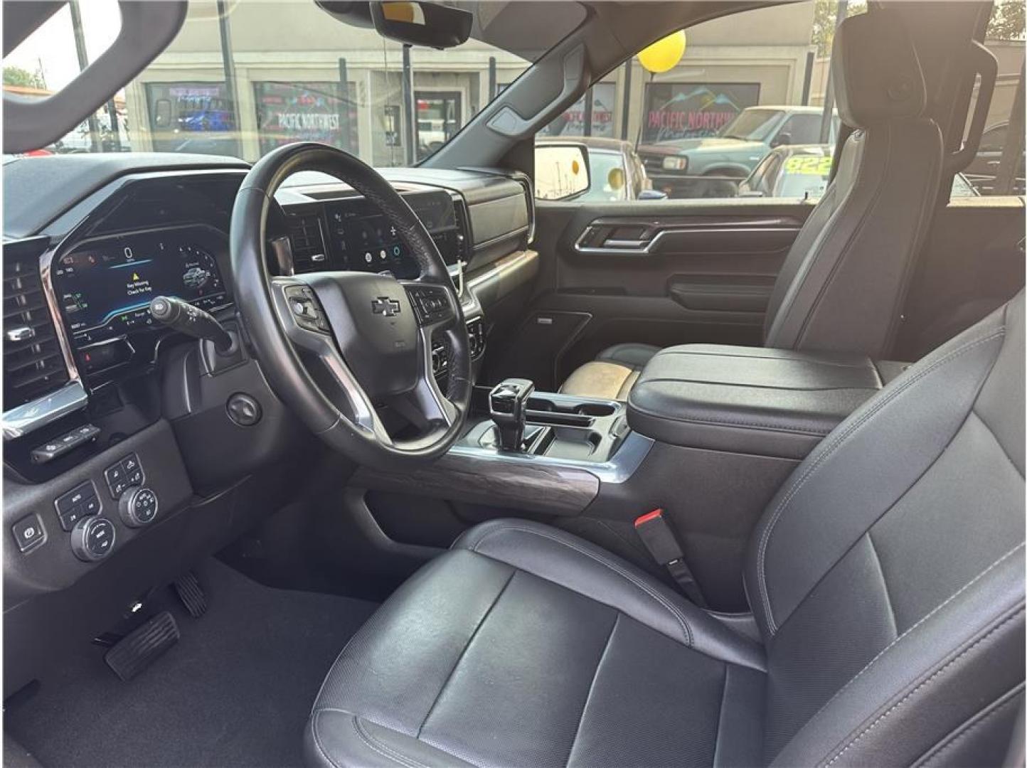 2024 Black /No Color Chevrolet Silverado 1500 Crew Cab (2GCUDGED9R1) with an V8, EcoTec3, DFM, 5.3 Liter engine, Automatic, 10-Spd w/Overdrive transmission, located at 607 W Columbia Drive, Kennewick, WA, 99336, (509) 987-1069, 46.216743, -119.126404- Photo#9