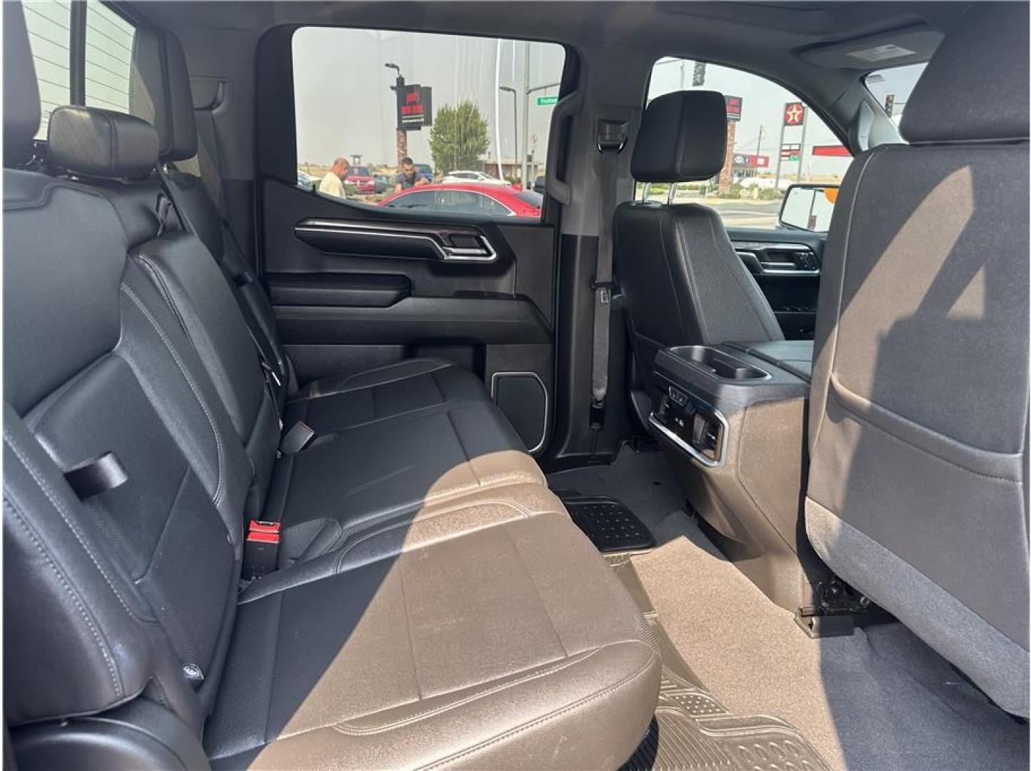 2024 Black /No Color Chevrolet Silverado 1500 Crew Cab (2GCUDGED9R1) with an V8, EcoTec3, DFM, 5.3 Liter engine, Automatic, 10-Spd w/Overdrive transmission, located at 607 W Columbia Drive, Kennewick, WA, 99336, (509) 987-1069, 46.216743, -119.126404- Photo#14