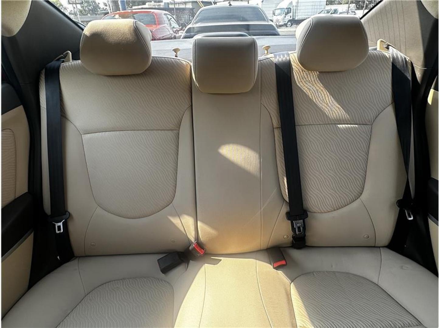 2013 Red /No Color Hyundai Accent (KMHCU4AEXDU) with an 4-Cyl, 1.6 Liter engine, Auto, 6-Spd w/Overdrive transmission, located at 607 W Columbia Drive, Kennewick, WA, 99336, (509) 987-1069, 46.216743, -119.126404- Photo#13