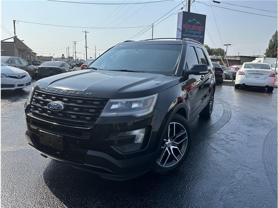 photo of 2016 Ford Explorer 