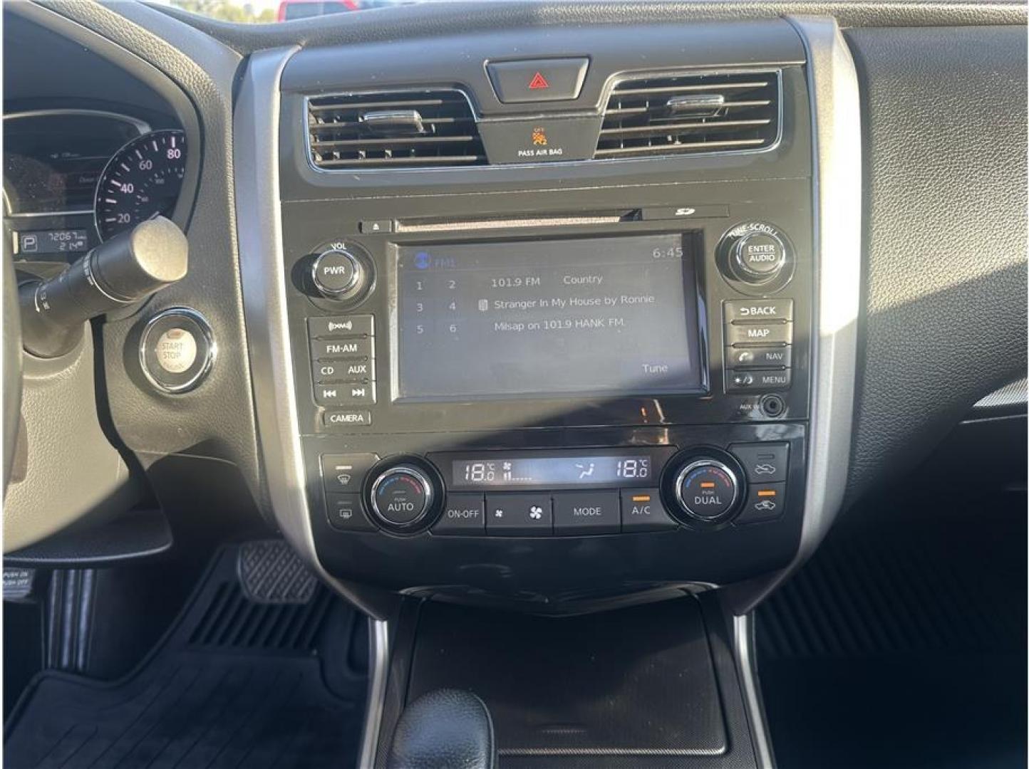 2013 White /No Color Nissan Altima (1N4BL3AP3DN) with an V6, 3.5 Liter engine, Automatic, Xtronic CVT transmission, located at 607 W Columbia Drive, Kennewick, WA, 99336, (509) 987-1069, 46.216743, -119.126404- Photo#11