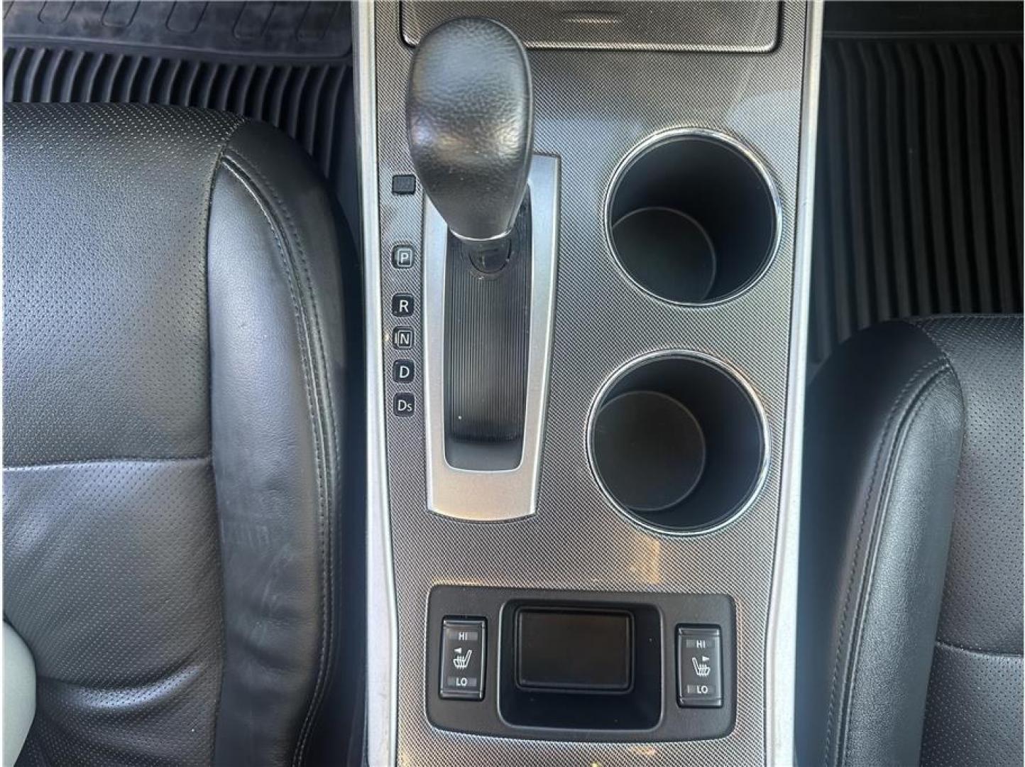 2013 White /No Color Nissan Altima (1N4BL3AP3DN) with an V6, 3.5 Liter engine, Automatic, Xtronic CVT transmission, located at 607 W Columbia Drive, Kennewick, WA, 99336, (509) 987-1069, 46.216743, -119.126404- Photo#12