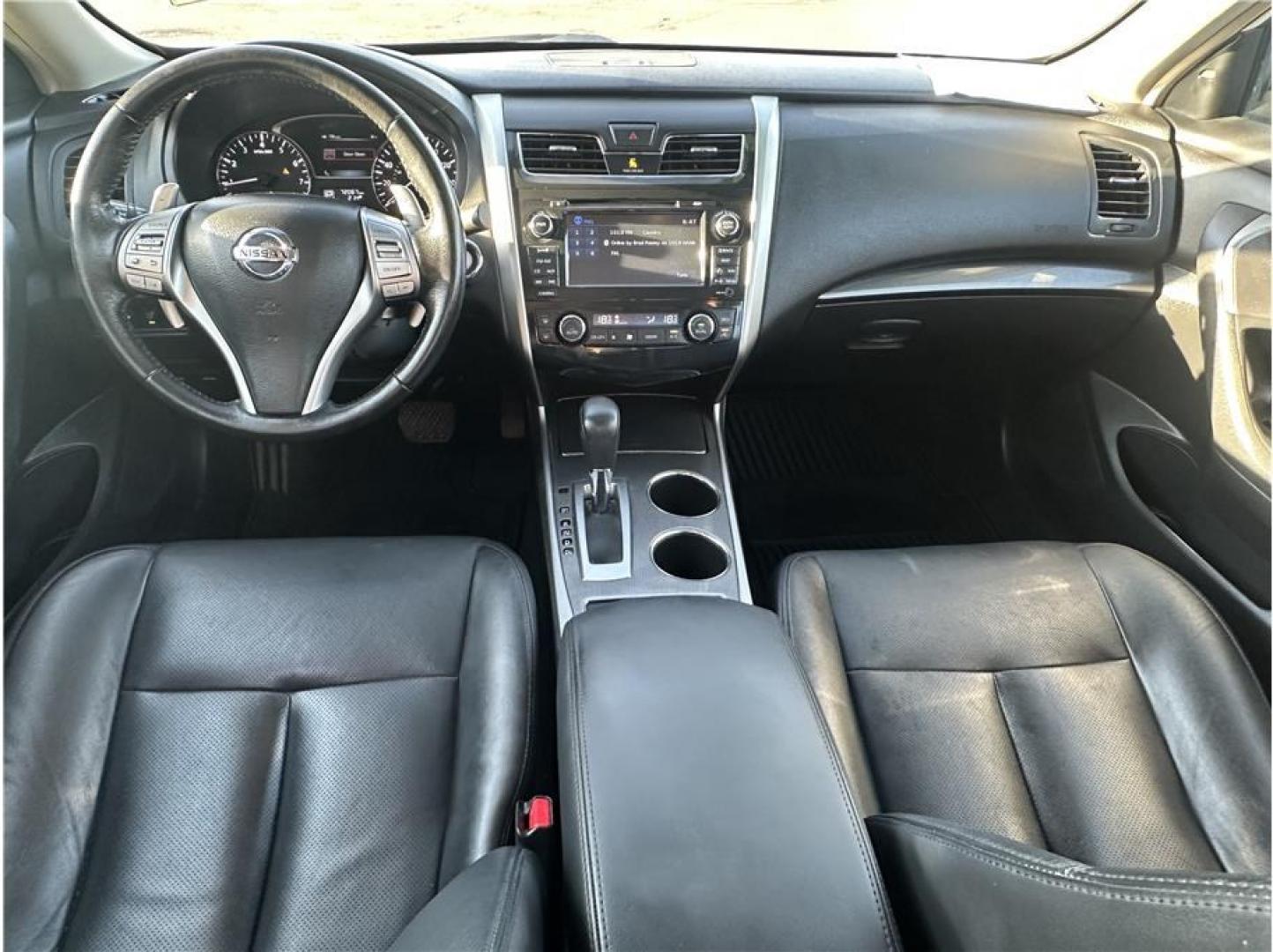 2013 White /No Color Nissan Altima (1N4BL3AP3DN) with an V6, 3.5 Liter engine, Automatic, Xtronic CVT transmission, located at 607 W Columbia Drive, Kennewick, WA, 99336, (509) 987-1069, 46.216743, -119.126404- Photo#14
