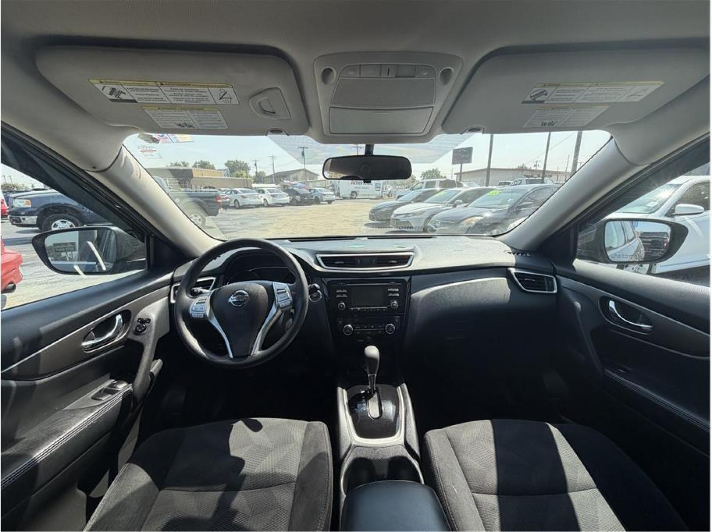 2015 Blue /No Color Nissan Rogue (5N1AT2MV6FC) with an 4-Cyl, 2.5 Liter engine, Auto, CVT Xtronic transmission, located at 607 W Columbia Drive, Kennewick, WA, 99336, (509) 987-1069, 46.216743, -119.126404- Photo#11
