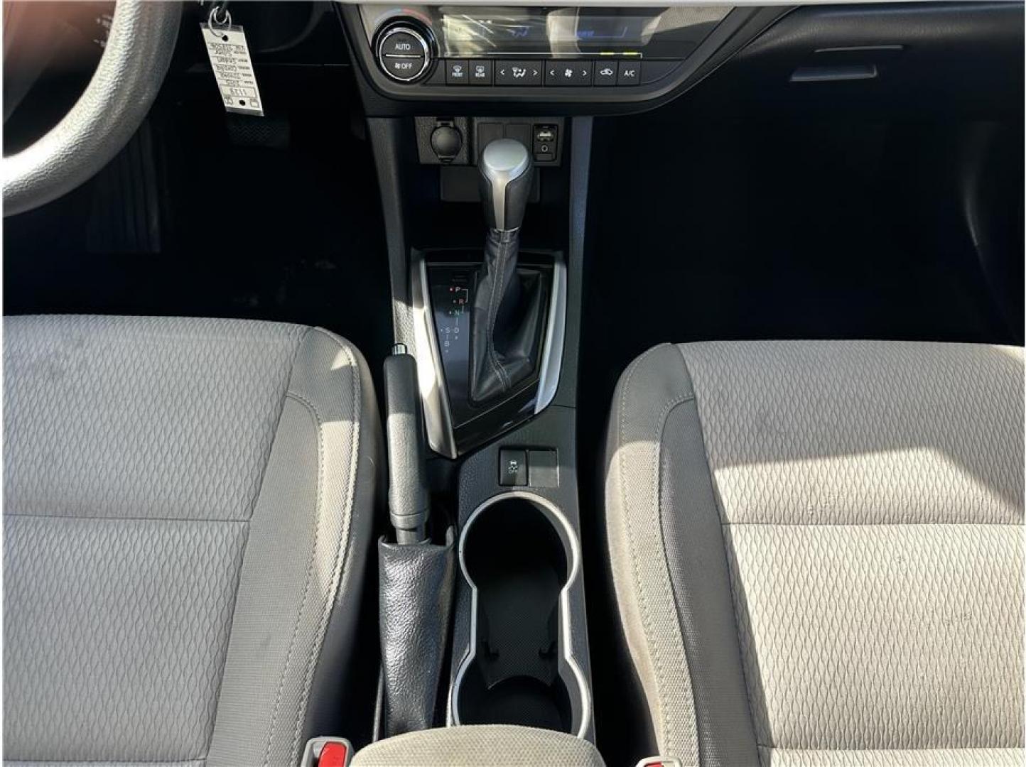 2015 Silver /No Color Toyota Corolla (2T1BURHE0FC) with an 4-Cyl, 1.8 Liter engine, Automatic, CVTi-S transmission, located at 607 W Columbia Drive, Kennewick, WA, 99336, (509) 987-1069, 46.216743, -119.126404- Photo#18