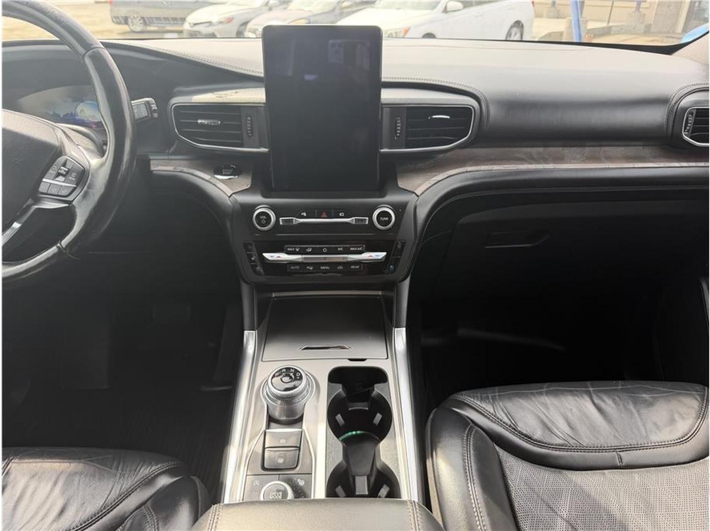 2020 White /No Color Ford Explorer (1FM5K8HC7LG) with an V6, EcoBoost, Twin Turbo, 3.0 Liter engine, Automatic, 10-Spd w/SelectShift transmission, located at 607 W Columbia Drive, Kennewick, WA, 99336, (509) 987-1069, 46.216743, -119.126404- Photo#9