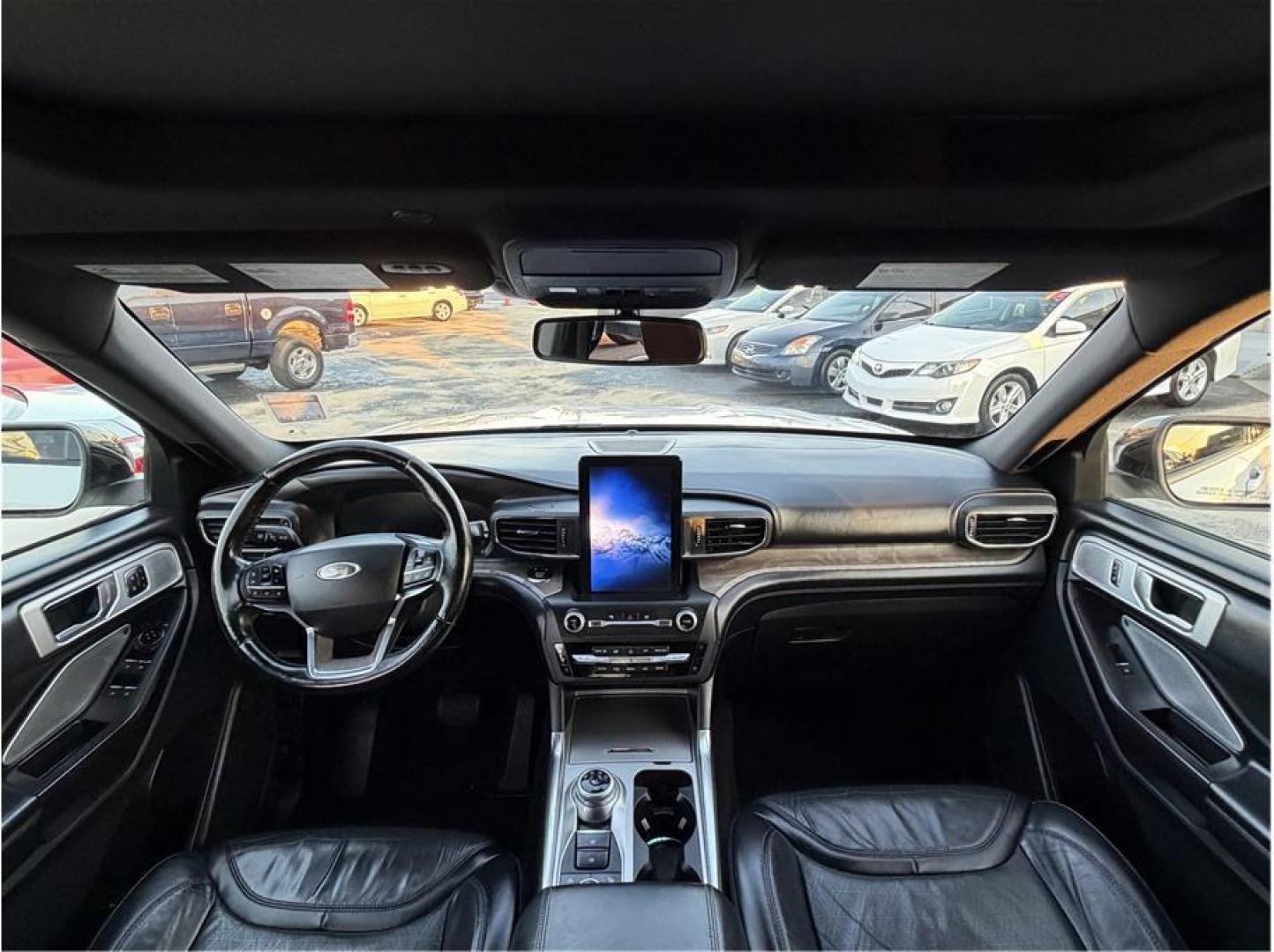2020 White /No Color Ford Explorer (1FM5K8HC7LG) with an V6, EcoBoost, Twin Turbo, 3.0 Liter engine, Automatic, 10-Spd w/SelectShift transmission, located at 607 W Columbia Drive, Kennewick, WA, 99336, (509) 987-1069, 46.216743, -119.126404- Photo#10