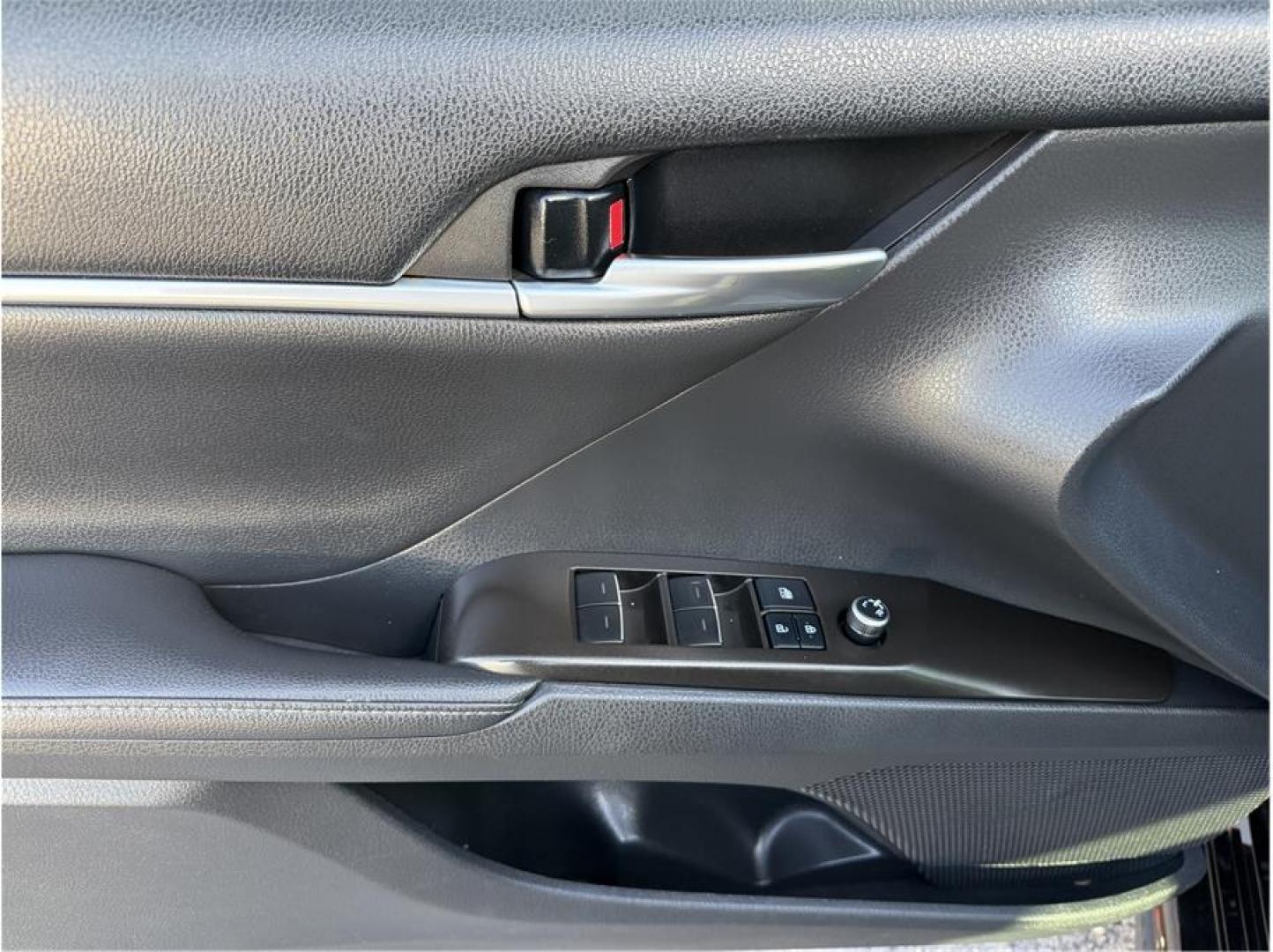 2021 Black /No Color Toyota Camry (4T1K61AK8MU) with an 4-Cyl, 2.5 Liter engine, Automatic, 8-Spd w/Sequential Shift transmission, located at 607 W Columbia Drive, Kennewick, WA, 99336, (509) 987-1069, 46.216743, -119.126404- Photo#7