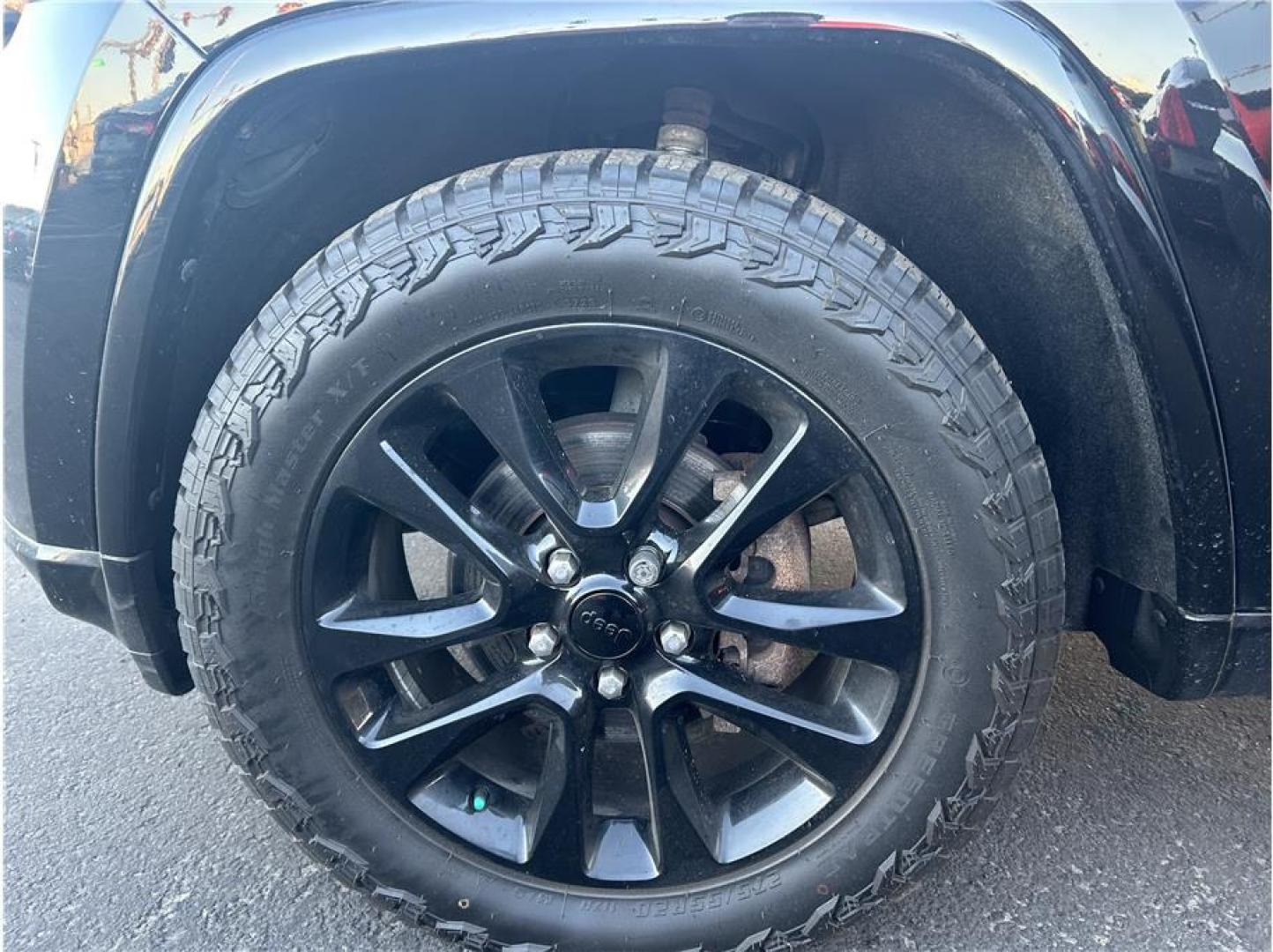 2018 Black /No Color Jeep Grand Cherokee (1C4RJFAG8JC) with an V6, VVT, 3.6 Liter engine, Automatic, 8-Spd transmission, located at 607 W Columbia Drive, Kennewick, WA, 99336, (509) 987-1069, 46.216743, -119.126404- Photo#16