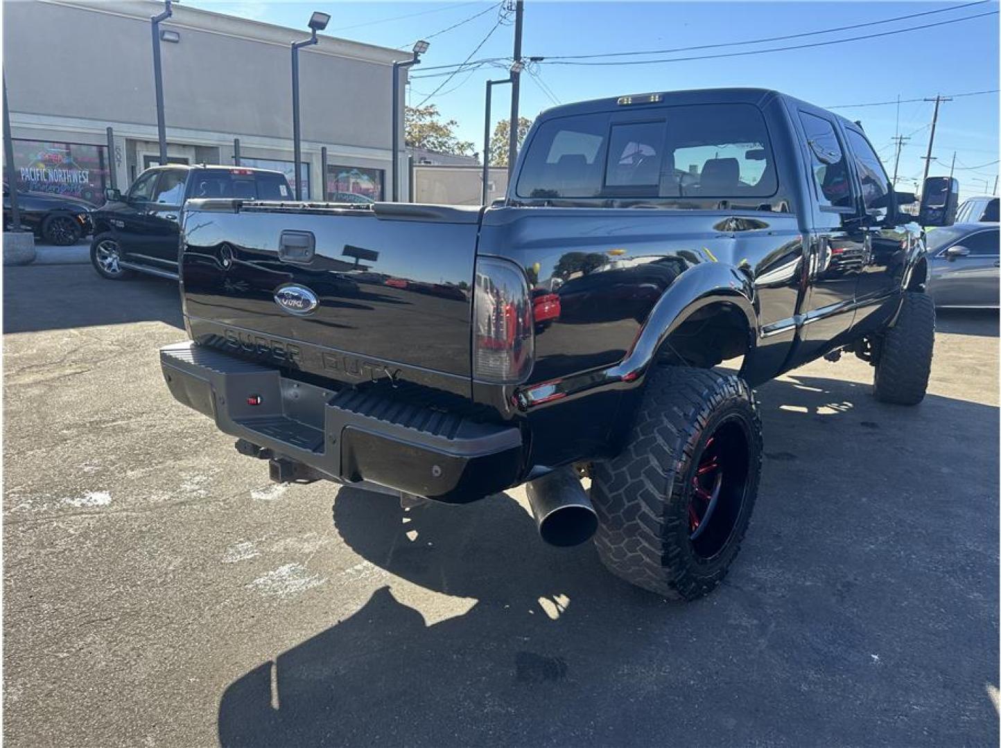 2009 Black /No Color Ford F350 Super Duty Crew Cab (1FTWW31R29E) with an V8, Turbo Dsl 6.4L engine, Automatic, 5-Spd w/Overdrive transmission, located at 607 W Columbia Drive, Kennewick, WA, 99336, (509) 987-1069, 46.216743, -119.126404- Photo#3