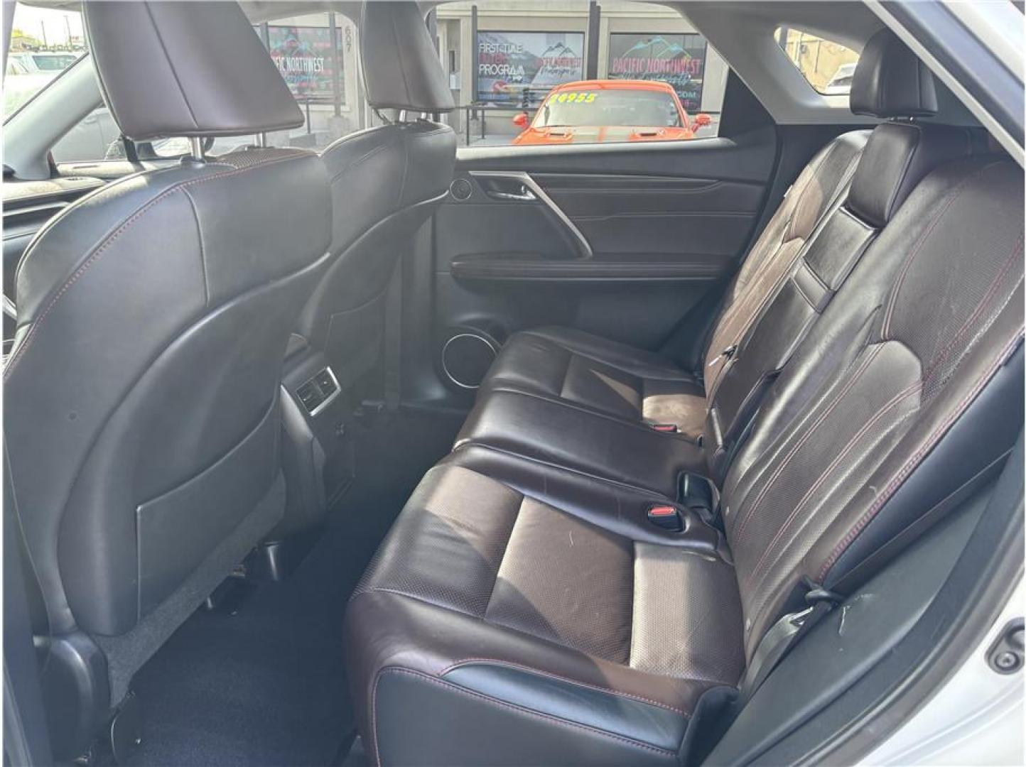 2016 White /No Color Lexus RX (JTJBZMCAXG2) with an V6, 3.5 Liter engine, Automatic, 8-Spd transmission, located at 607 W Columbia Drive, Kennewick, WA, 99336, (509) 987-1069, 46.216743, -119.126404- Photo#8