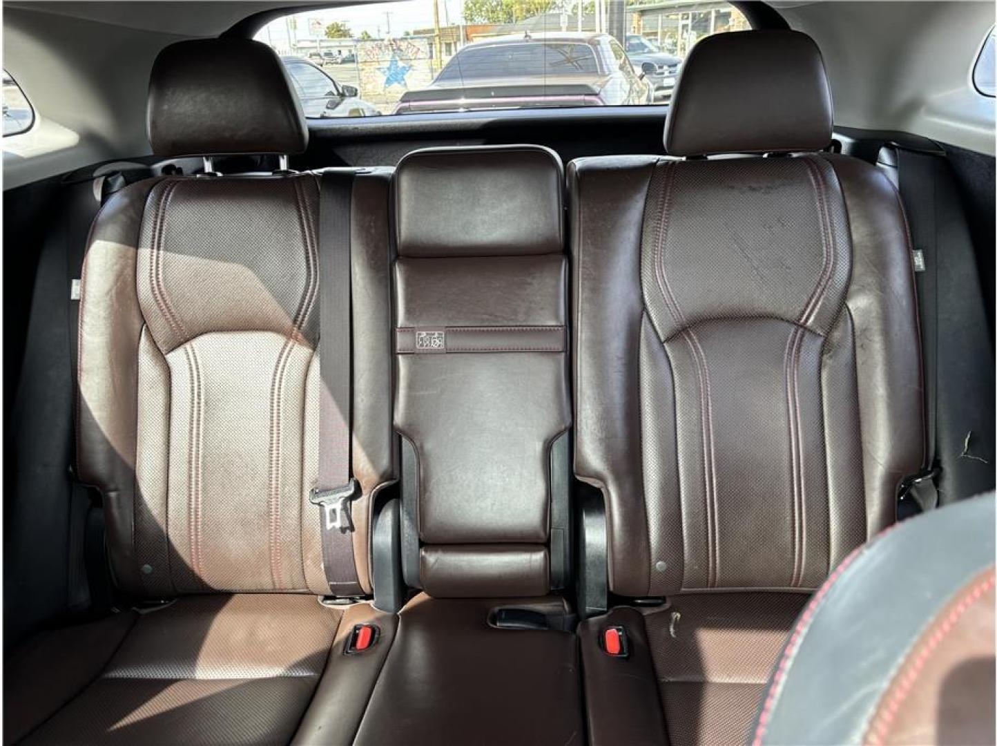 2016 White /No Color Lexus RX (JTJBZMCAXG2) with an V6, 3.5 Liter engine, Automatic, 8-Spd transmission, located at 607 W Columbia Drive, Kennewick, WA, 99336, (509) 987-1069, 46.216743, -119.126404- Photo#9