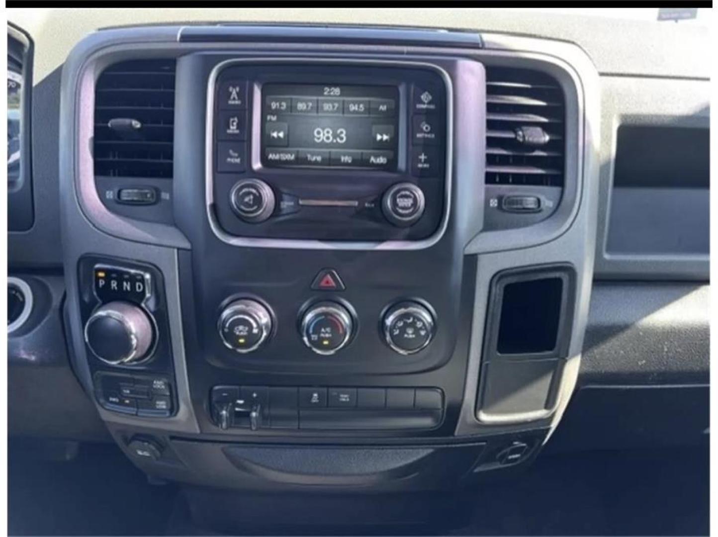 2018 Black /No Color Ram 1500 Quad Cab (1C6RR7FT7JS) with an V8, HEMI, 5.7 Liter engine, Automatic, 8-Spd transmission, located at 607 W Columbia Drive, Kennewick, WA, 99336, (509) 987-1069, 46.216743, -119.126404- Photo#9