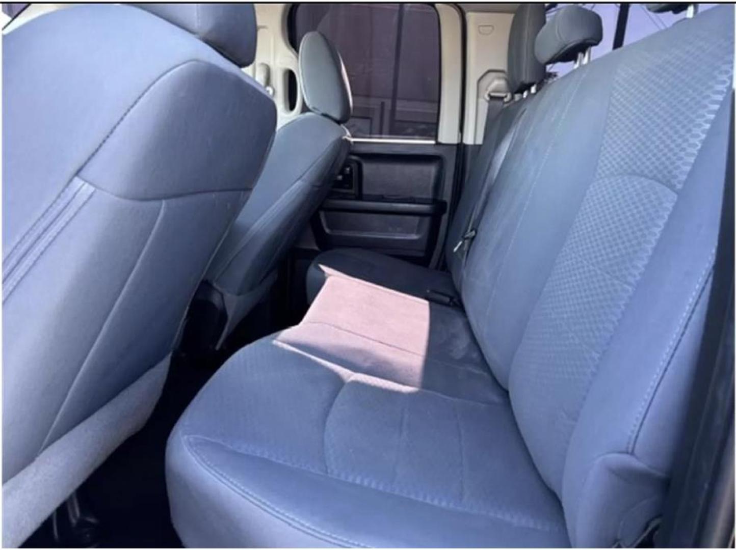 2018 Black /No Color Ram 1500 Quad Cab (1C6RR7FT7JS) with an V8, HEMI, 5.7 Liter engine, Automatic, 8-Spd transmission, located at 607 W Columbia Drive, Kennewick, WA, 99336, (509) 987-1069, 46.216743, -119.126404- Photo#10