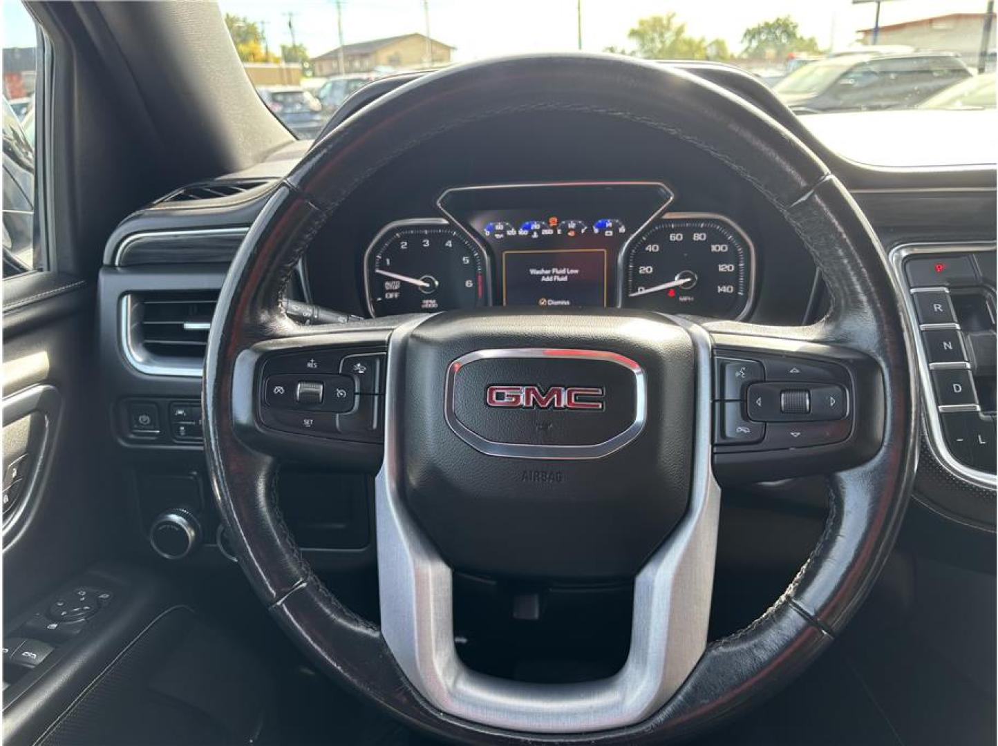 2021 Black /No Color GMC Yukon (1GKS1BKD2MR) with an V8, EcoTec3, 5.3 Liter engine, Automatic, 10-Spd w/Overdrive transmission, located at 607 W Columbia Drive, Kennewick, WA, 99336, (509) 987-1069, 46.216743, -119.126404- Photo#10