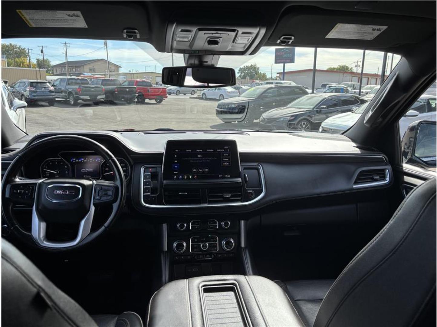 2021 Black /No Color GMC Yukon (1GKS1BKD2MR) with an V8, EcoTec3, 5.3 Liter engine, Automatic, 10-Spd w/Overdrive transmission, located at 607 W Columbia Drive, Kennewick, WA, 99336, (509) 987-1069, 46.216743, -119.126404- Photo#12