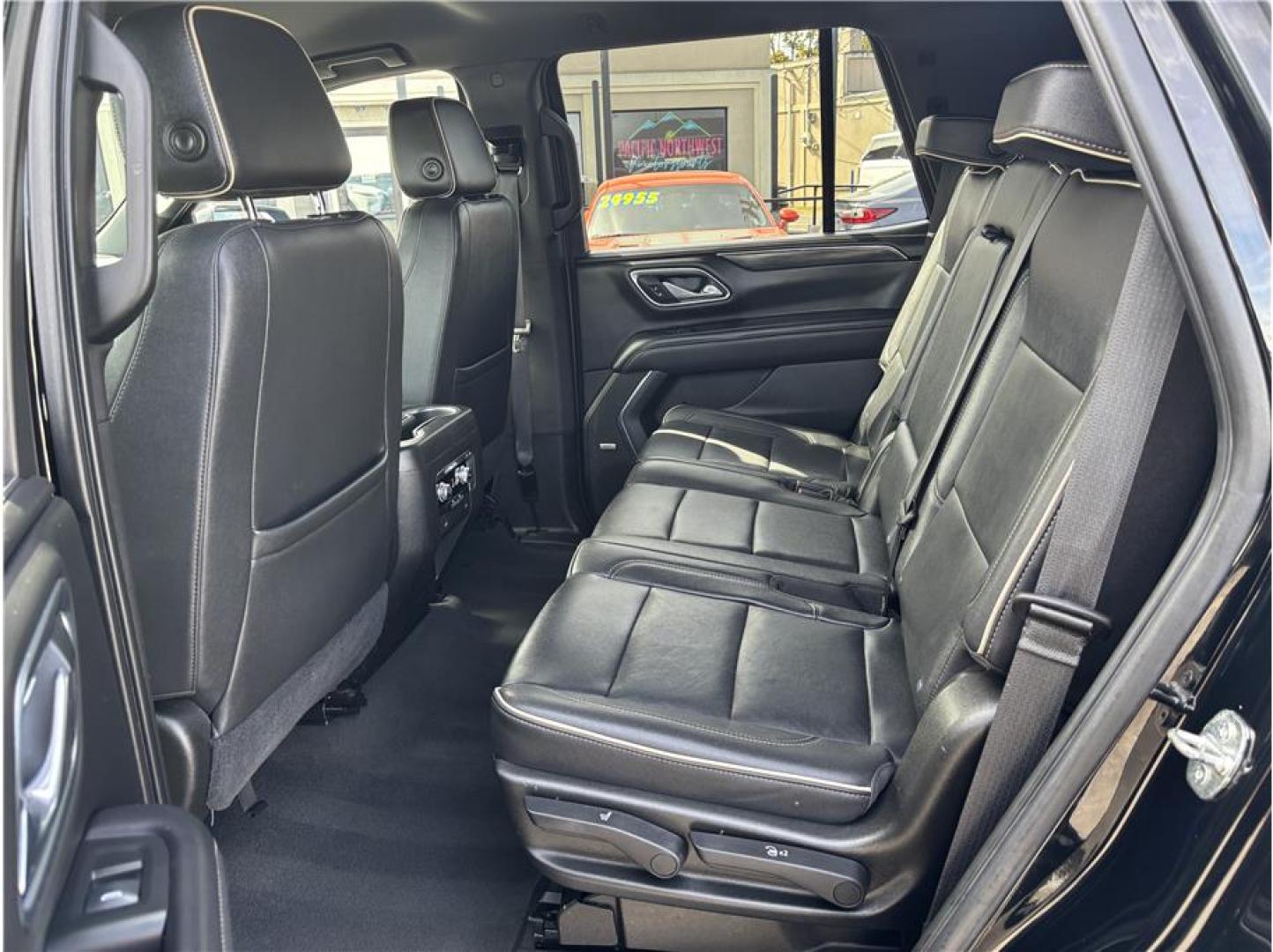 2021 Black /No Color GMC Yukon (1GKS1BKD2MR) with an V8, EcoTec3, 5.3 Liter engine, Automatic, 10-Spd w/Overdrive transmission, located at 607 W Columbia Drive, Kennewick, WA, 99336, (509) 987-1069, 46.216743, -119.126404- Photo#14