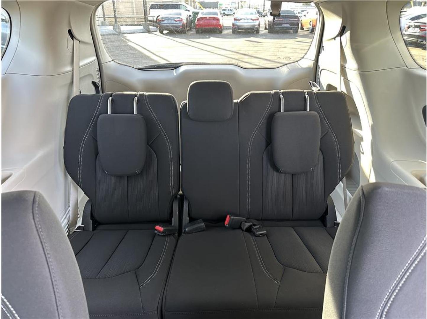 2023 Silver /No Color Chrysler Voyager (2C4RC1CG9PR) with an V6, 3.6 Liter engine, Automatic, 9-Spd transmission, located at 607 W Columbia Drive, Kennewick, WA, 99336, (509) 987-1069, 46.216743, -119.126404- Photo#18