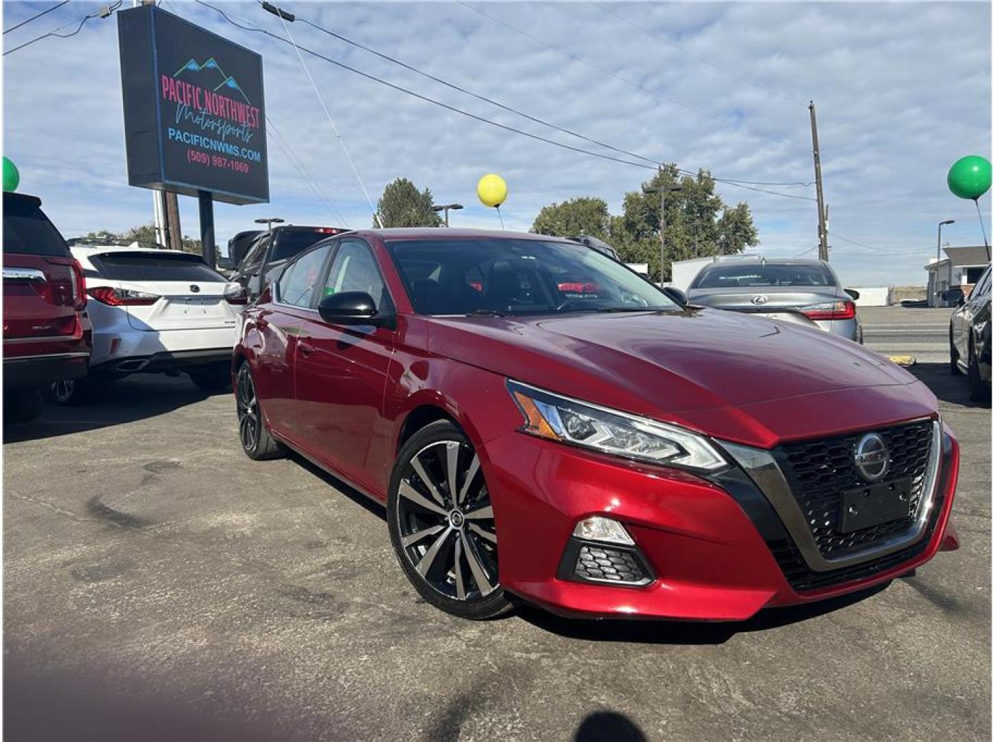 2022 Red /No Color Nissan Altima (1N4BL4CVXNN) with an 4-Cyl, 2.5 Liter engine, Automatic, Xtronic CVT transmission, located at 607 W Columbia Drive, Kennewick, WA, 99336, (509) 987-1069, 46.216743, -119.126404- Photo#6