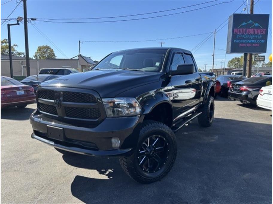 photo of 2018 Ram 1500 Crew Cab 
